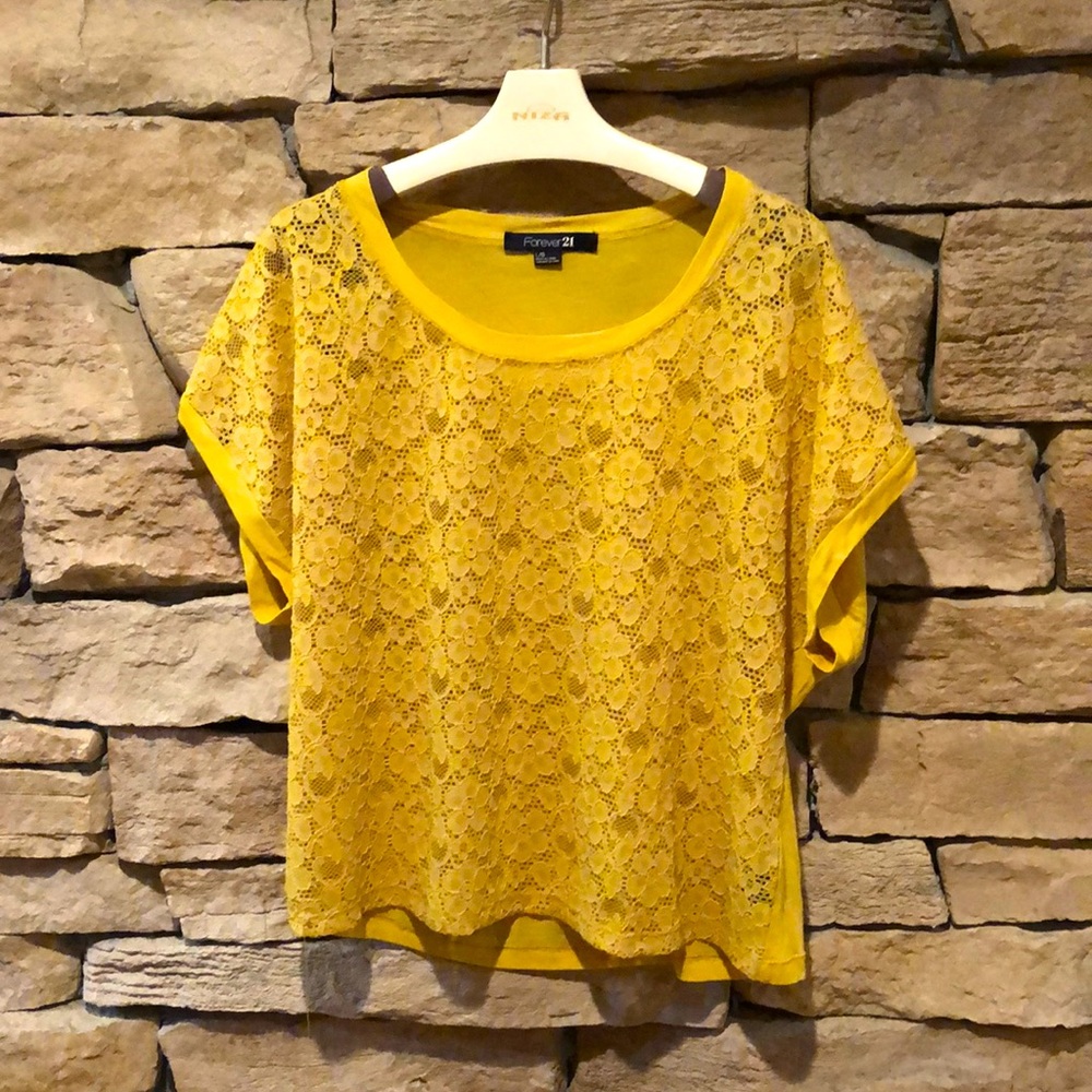 Tee shirt